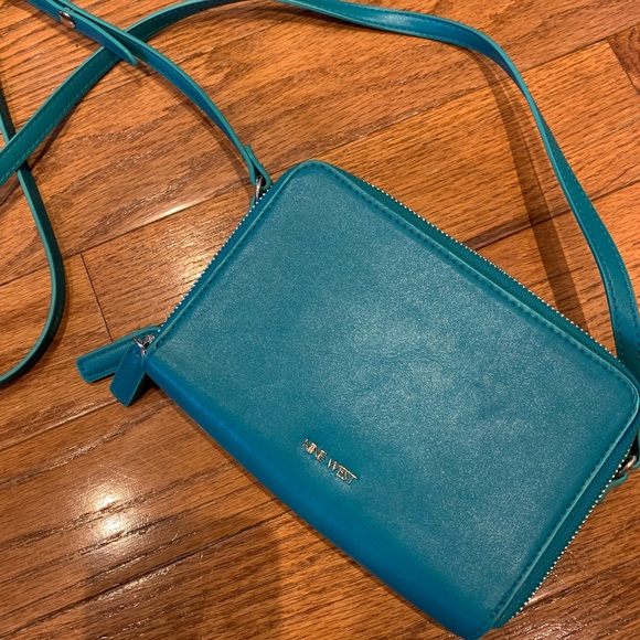 Vibrant Teal Nine West Bag - Picture 6 of 6